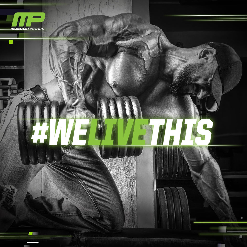 MusclePharm Assault Pre Workout Powder for Men & Women – Energy & Strength Boost Pre-Workout Supplements with Beta Alanine, Caffeine, Creatine & Betaine Anhydrous – 30 Servings, Fruit Punch Flavor